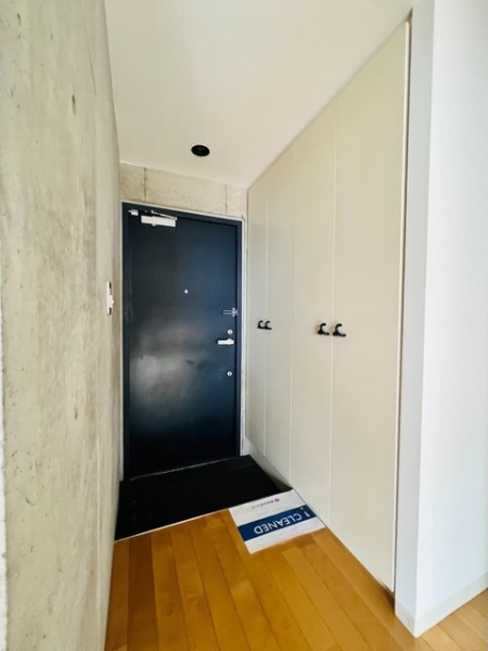 シューズクローゼット+ストック等を仕舞える収納