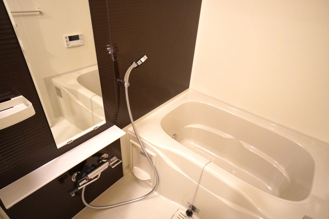 浴室の様子。※写真は同タイプ住戸です。