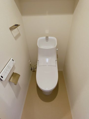 シンプルなトイレです。