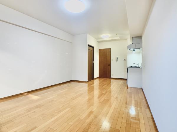 14.8帖の洋室です。