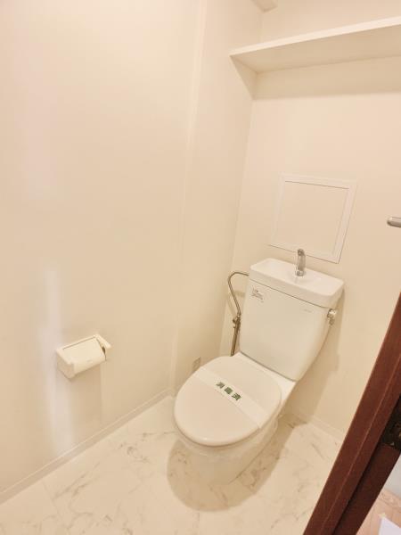 シンプルなトイレです。