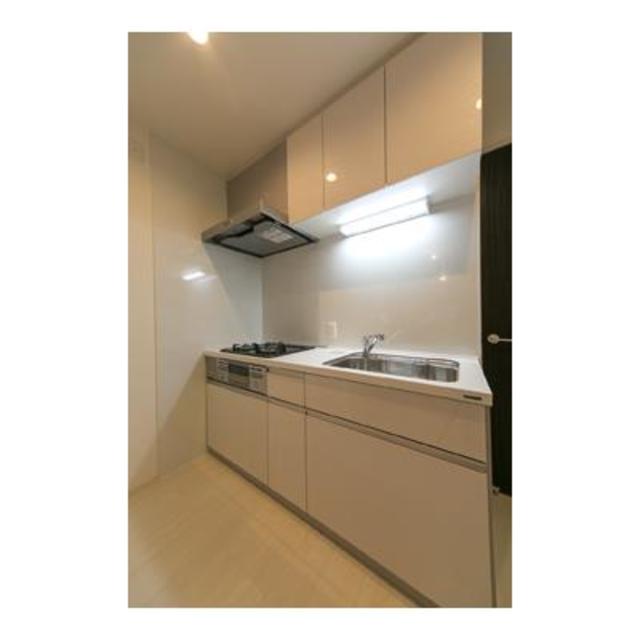 ３口のガスコンロが導入されています。※写真は同タイプ住戸です。