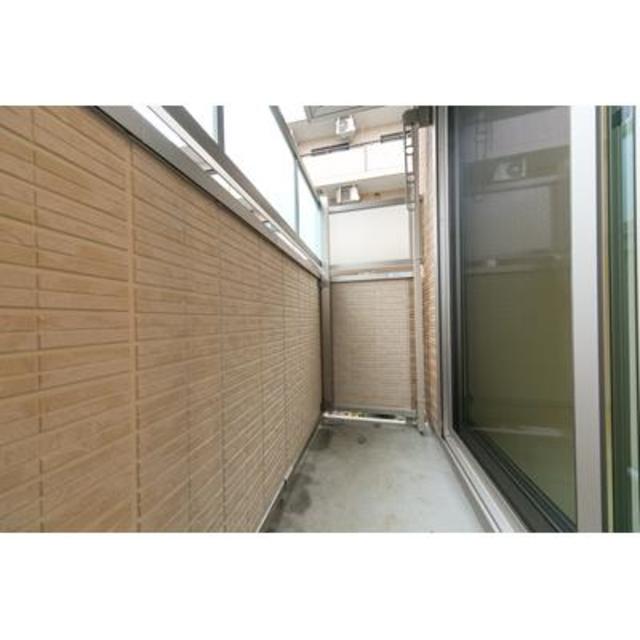 バルコニーの様子。※写真は同タイプ住戸です。