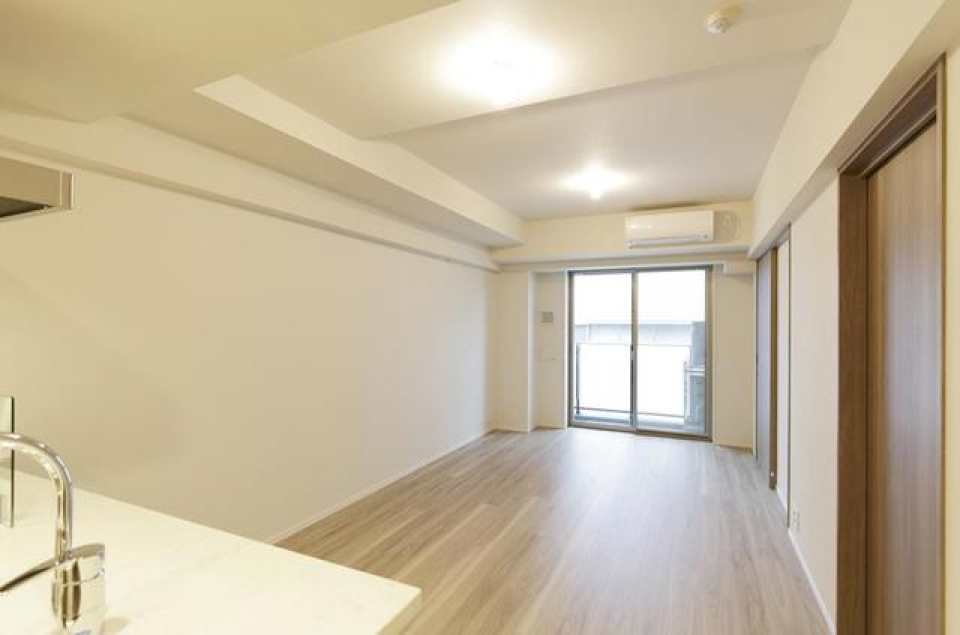 対面キッチン側から見たリビング
※写真は同タイプ住戸です。