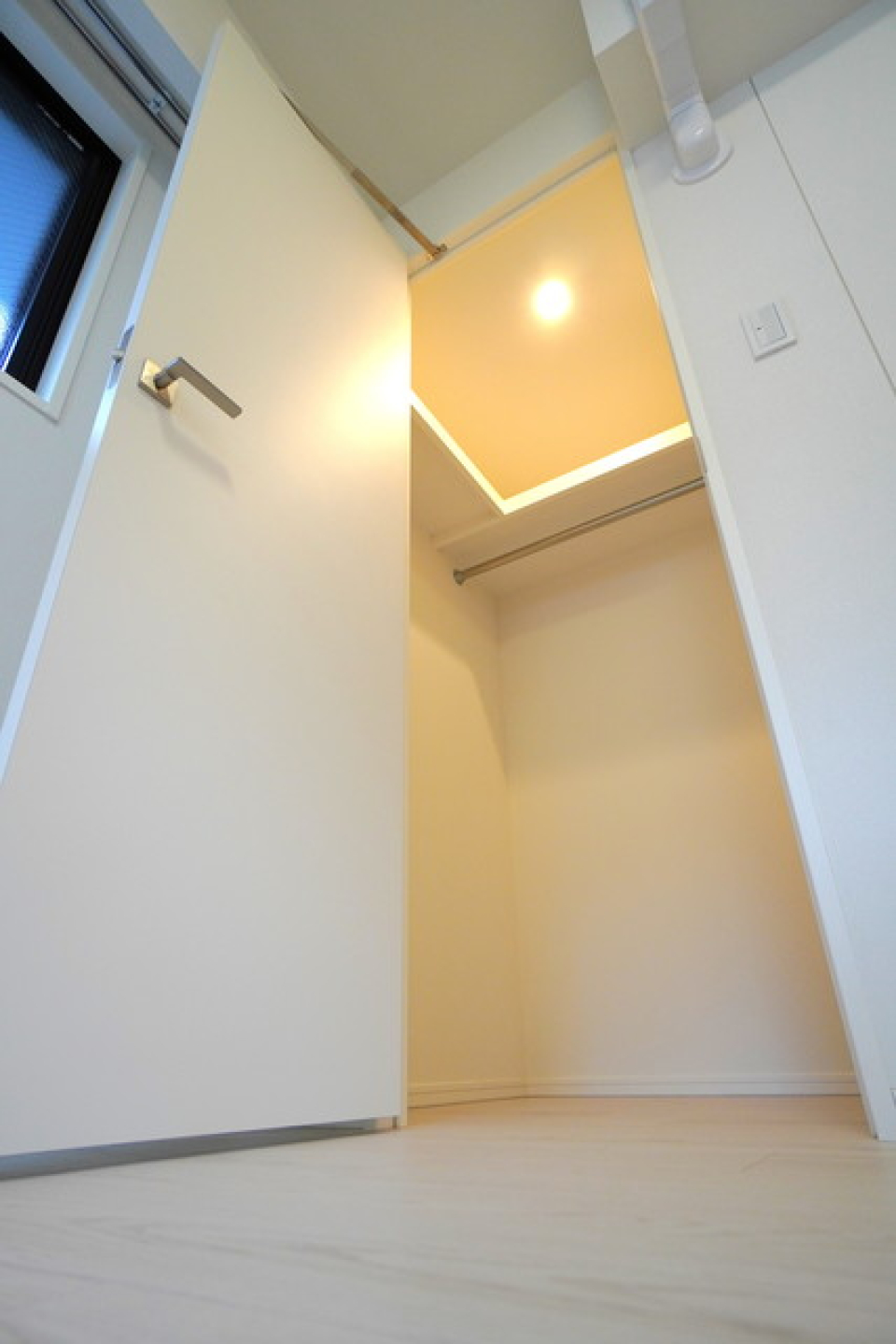 WICは洋服好きの味方！季節問わずたっぷり入りそうです。
※写真は同タイプ住戸です。