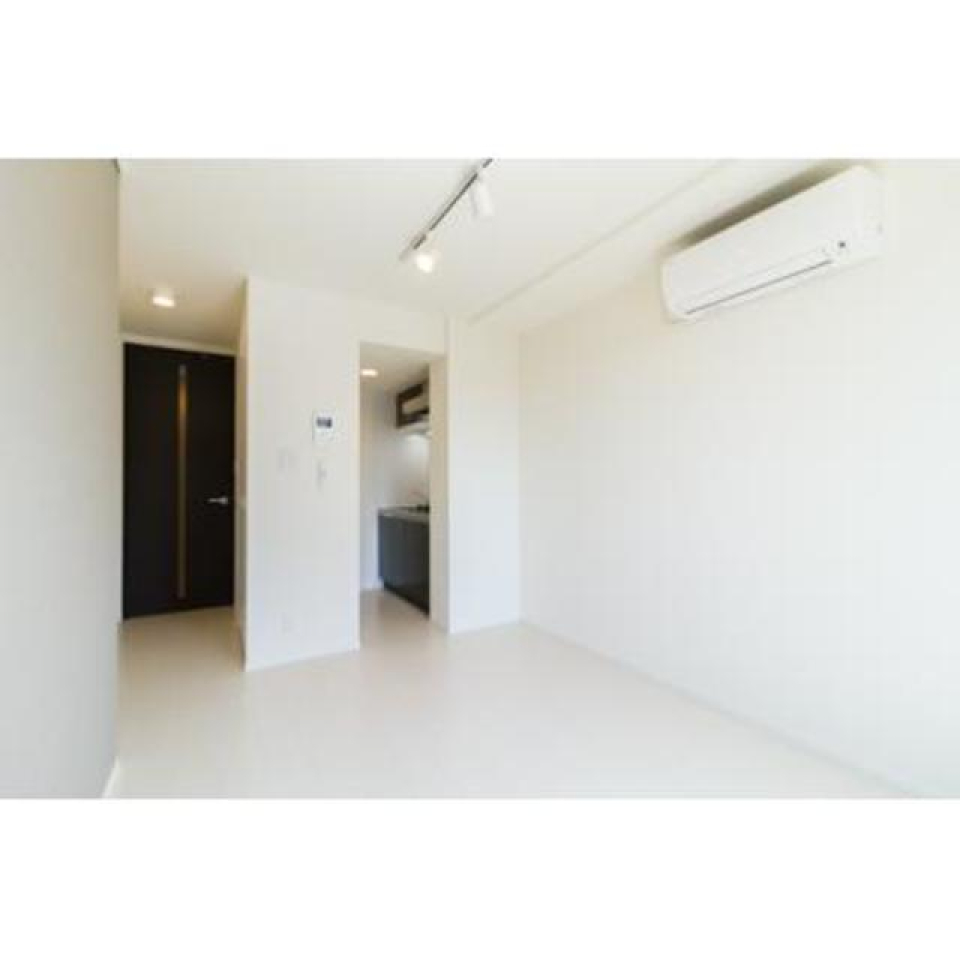 7.3帖の洋室です。※写真は同タイプ住戸です。