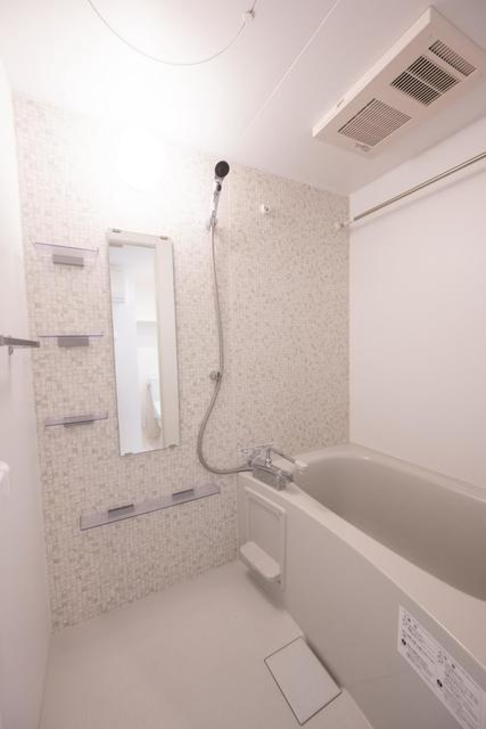 シンプルな浴室。※写真は同タイプ住戸です。