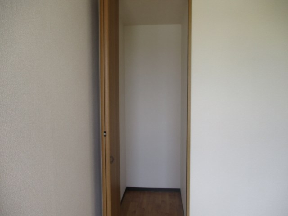 ＬＤＫにも収納あります。