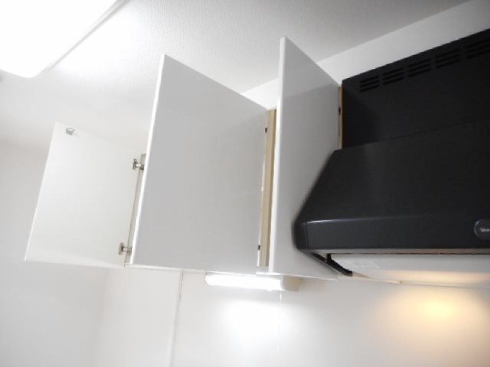 キッチンの上にも収納があるのでお料理好きの方必見です！