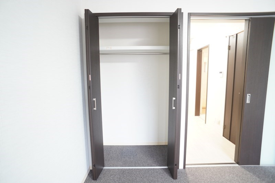 ハンガーのまま収納可能なクローゼットも完備。