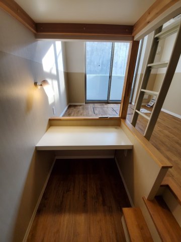 自分だけの空間、書斎スペース。リモートにも向いてそうです！（同間取り別部屋参考写真）