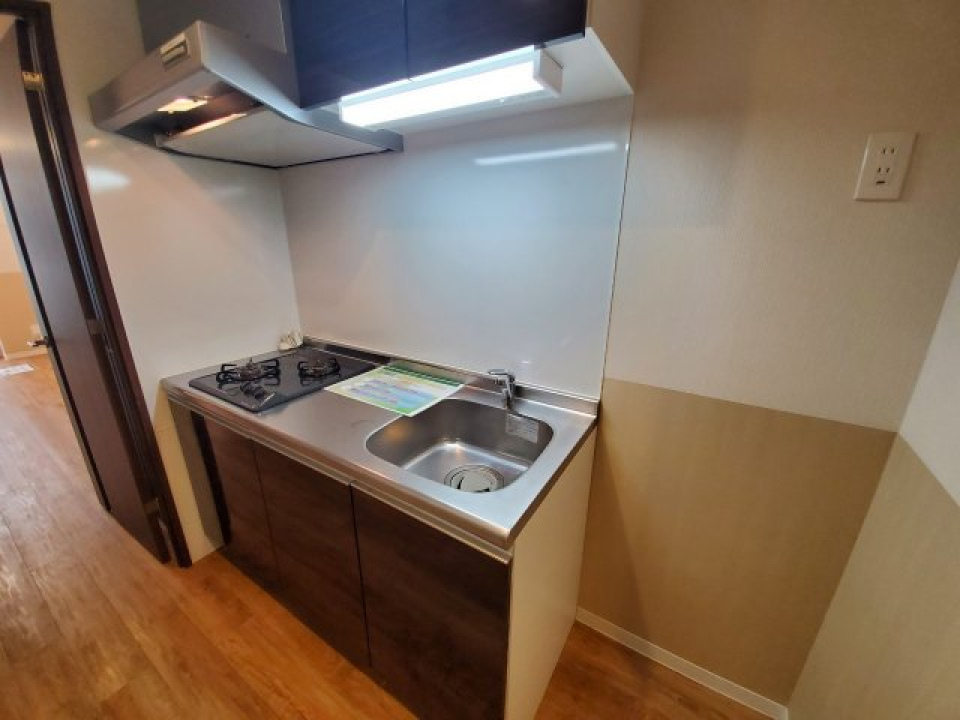 2口ガスコンロで、お料理を楽しく♪
（同間取り別部屋参考写真）