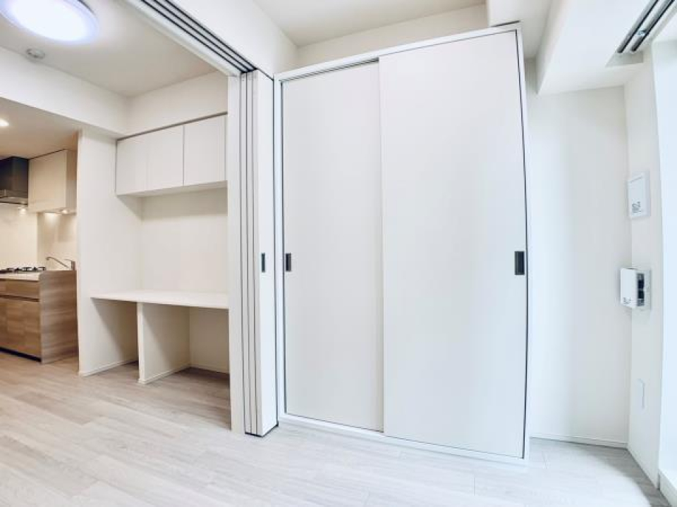 収納はたっぷりと。