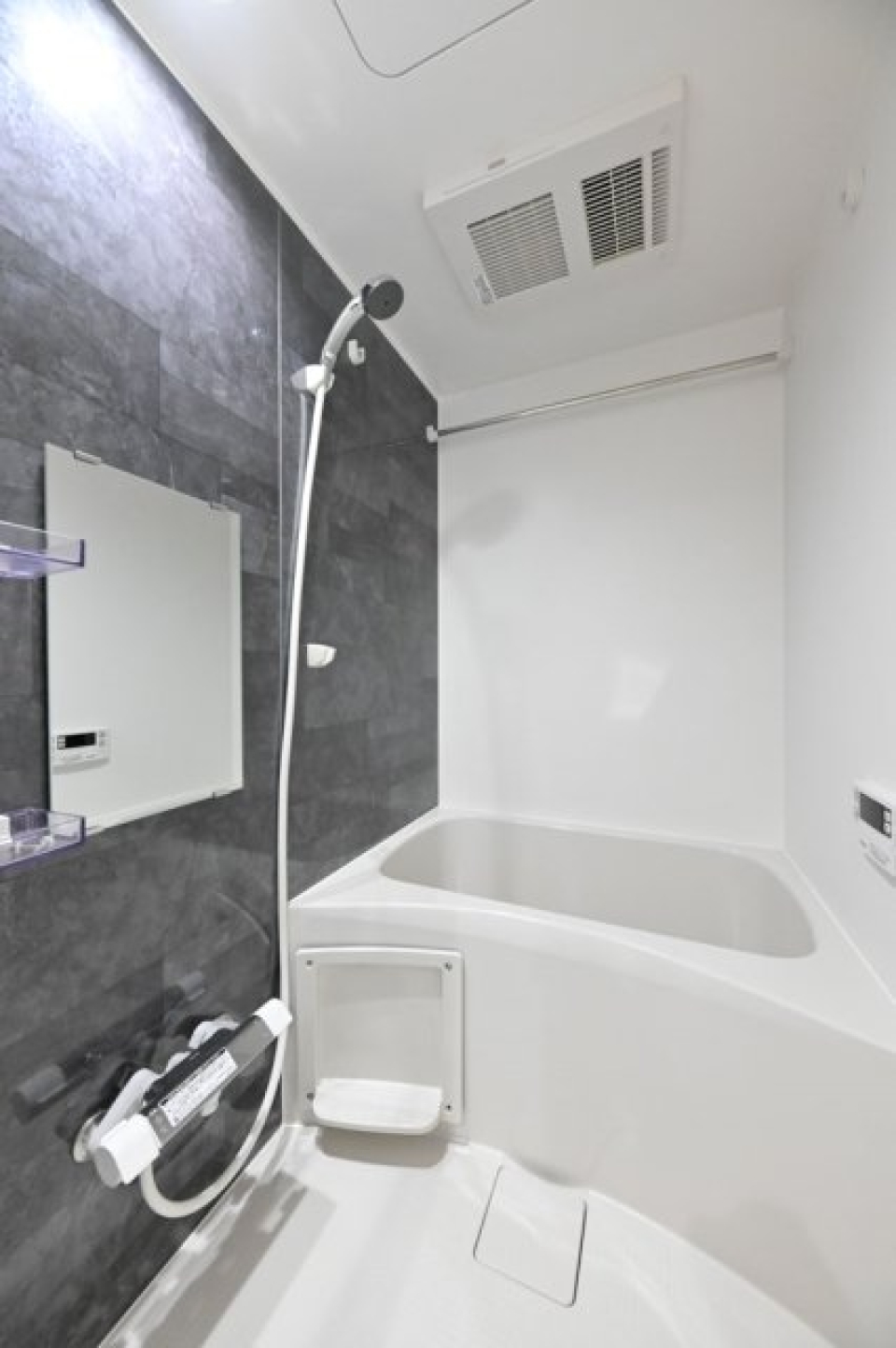 お風呂は追い炊き機能付き