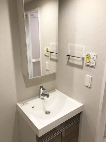 シンプルな洗面台