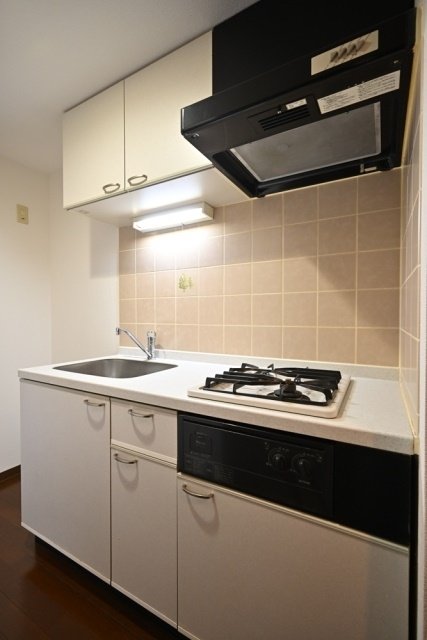 真っ白なキッチン