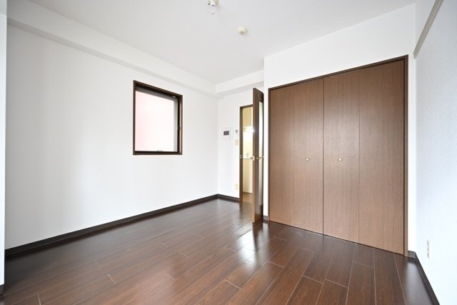 二面採光なので明るい