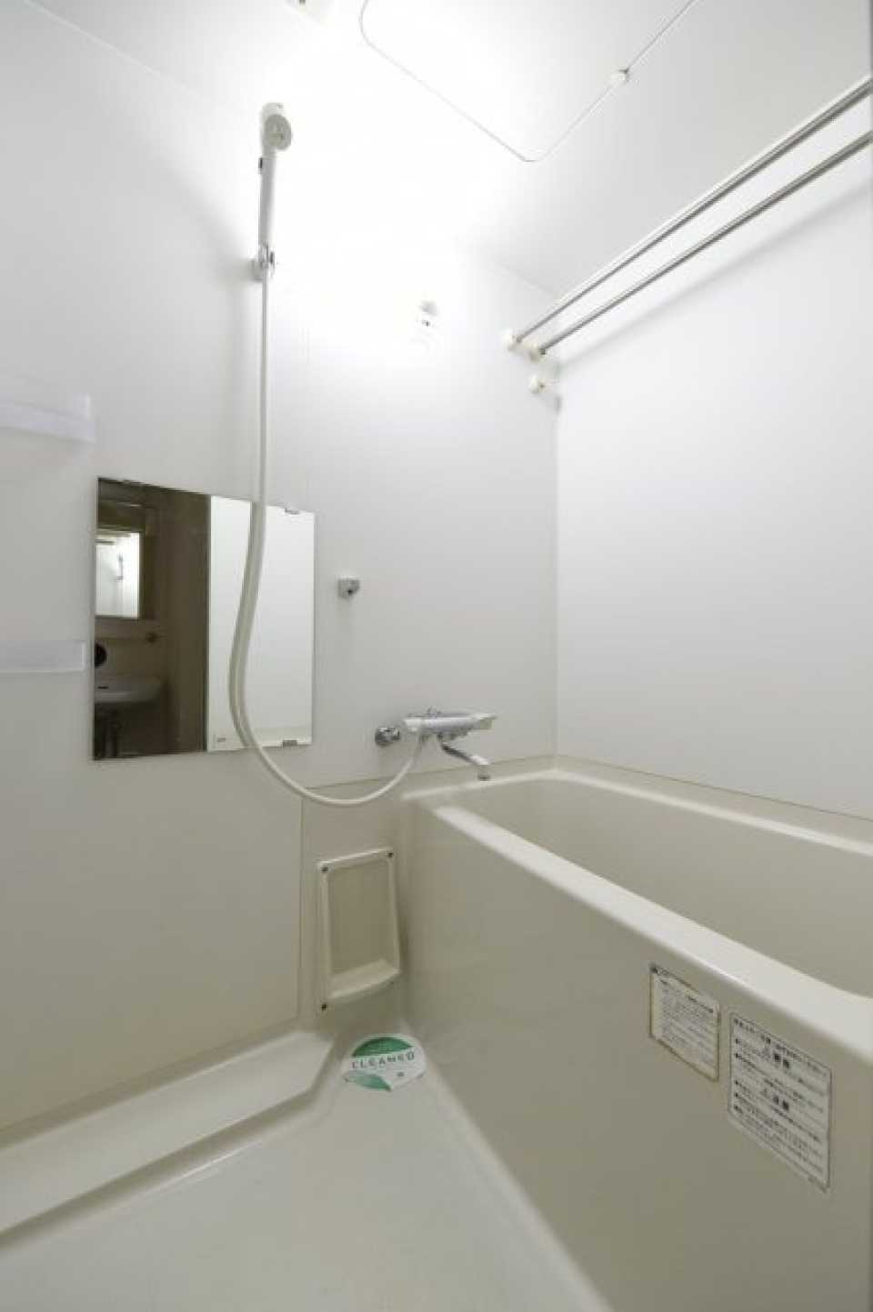 清潔感のあるお風呂。癒し時間をお楽しみ下さい！