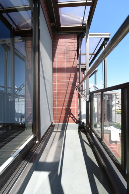 ベランダは日当たり良好