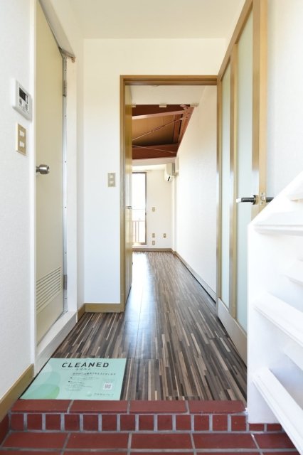 玄関からみた様子