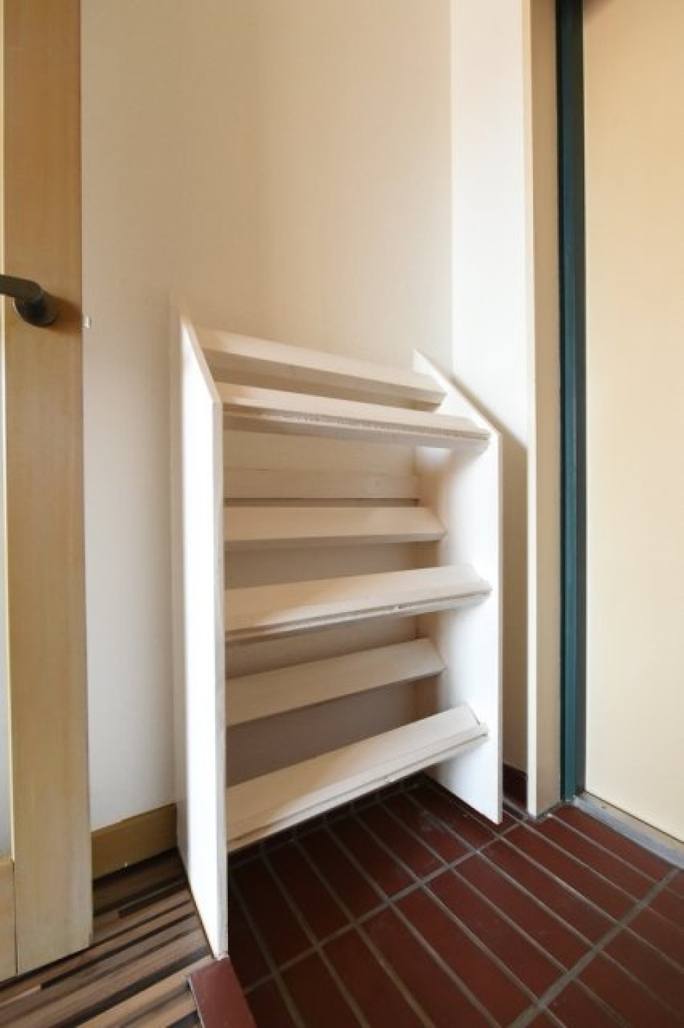 靴入は見せるタイプ