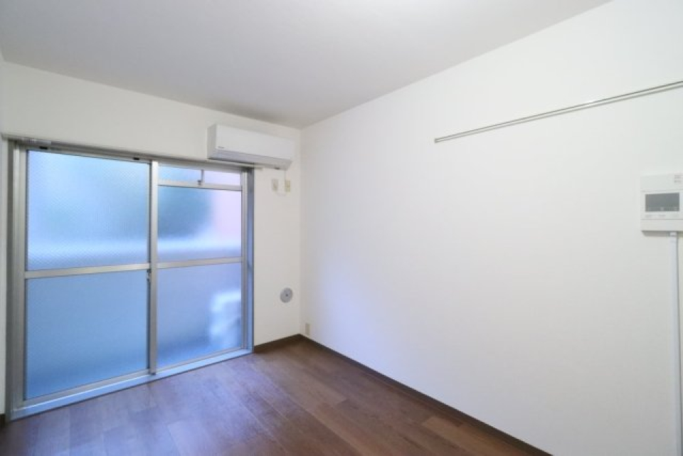 エアコンもついてます