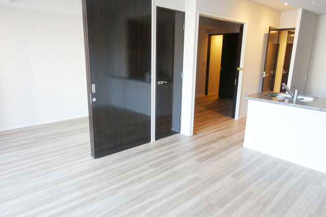 10帖のリビングになります。※写真は同タイプ住戸です。