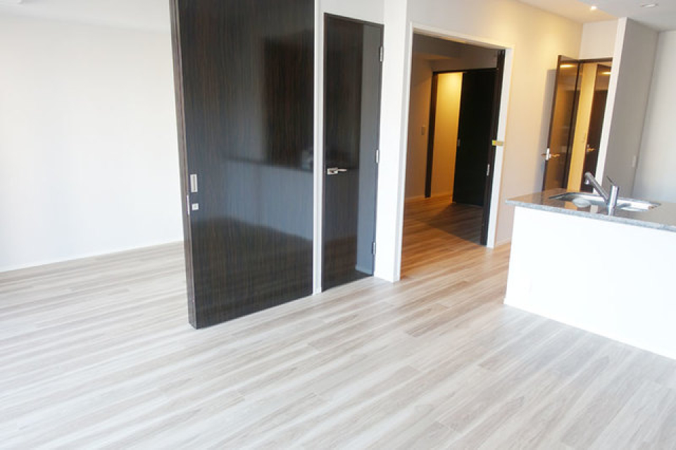 10帖のリビングになります。※写真は同タイプ住戸です。