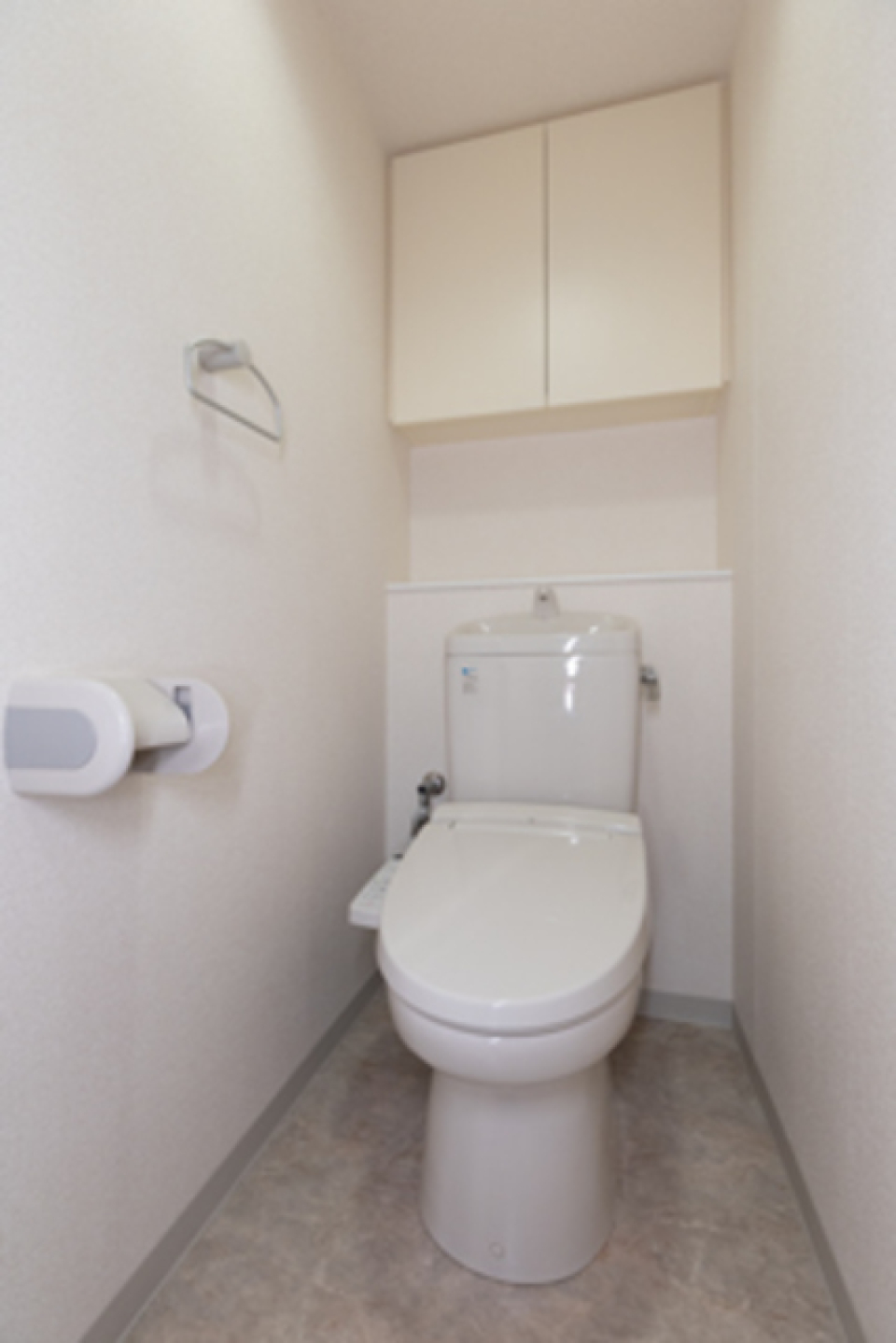 トイレに収納があります
※写真は同タイプ住戸です。