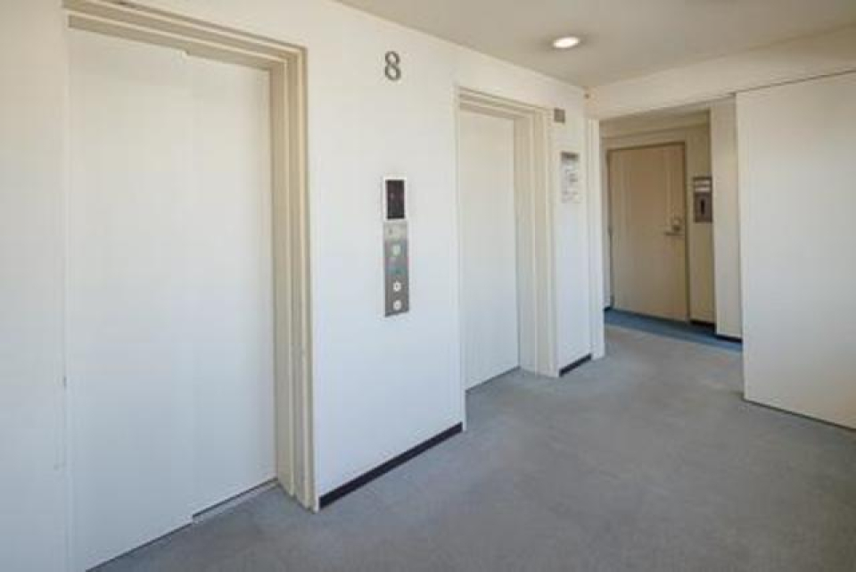 エレベーター付き