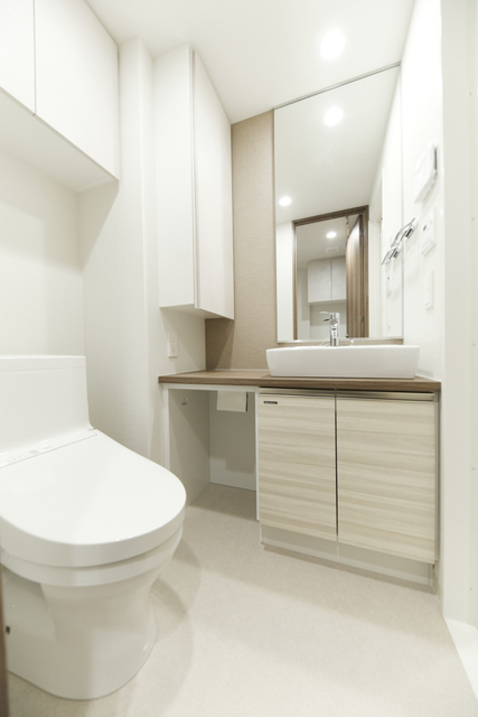 トイレと洗面は一体型
※写真は同タイプ住戸です。