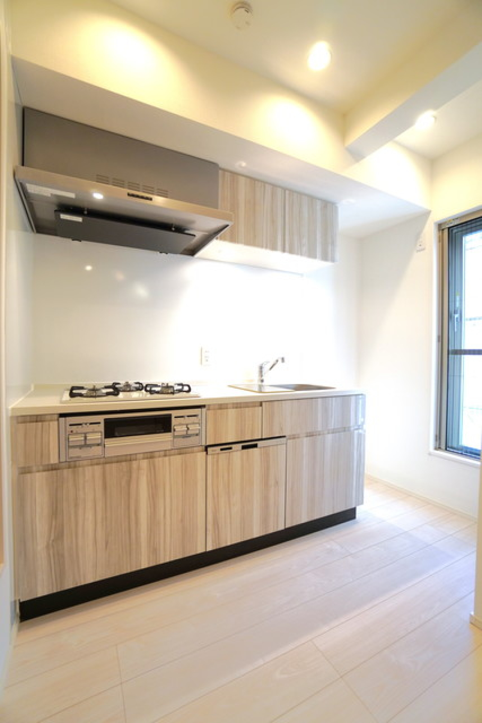 キッチンはナチュラルな感じ※写真は同タイプ住戸です。