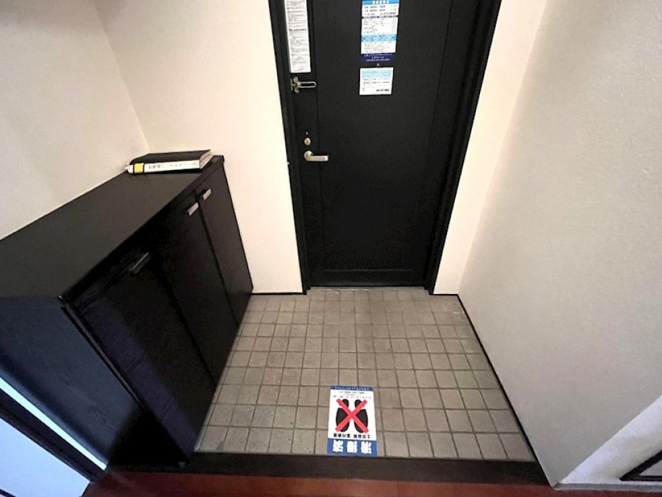 シューズボックス付きの玄関