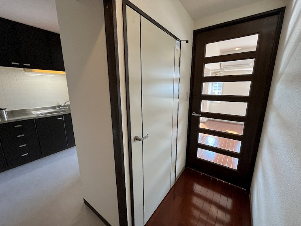 廊下の収納スペース