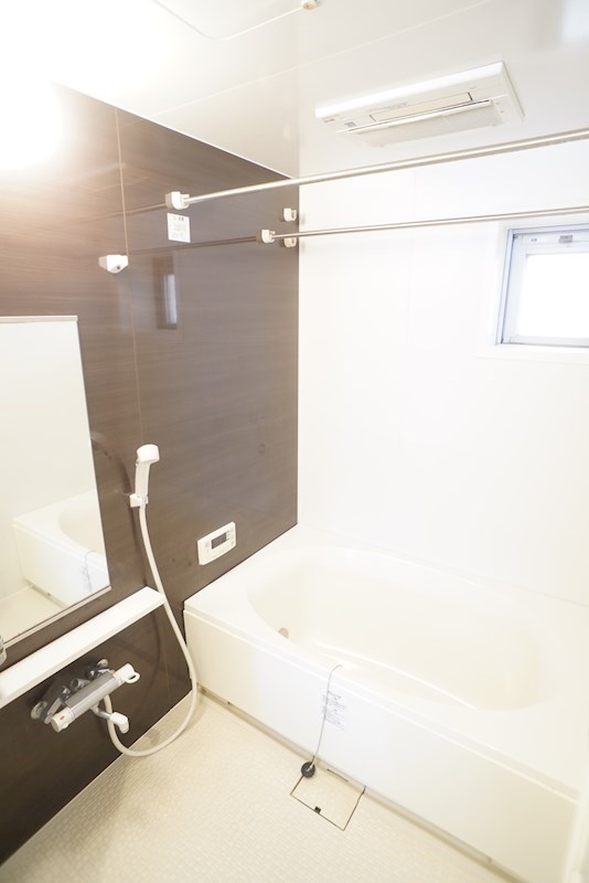 追い焚き・乾燥機付きの浴室