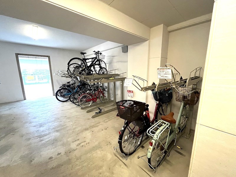 駐輪場置場あります