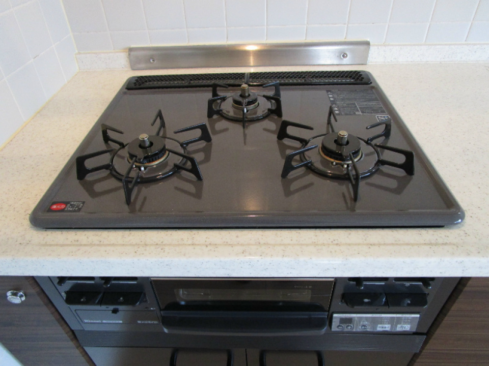 嬉しい三口コンロ