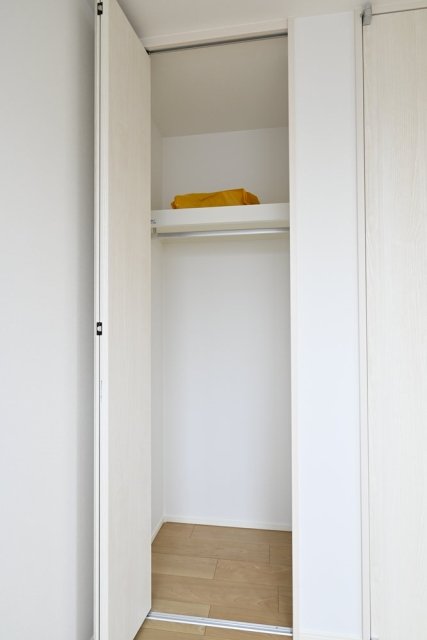 収納を開けた時の様子です。