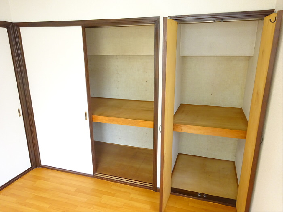 収納を開けた時の様子、