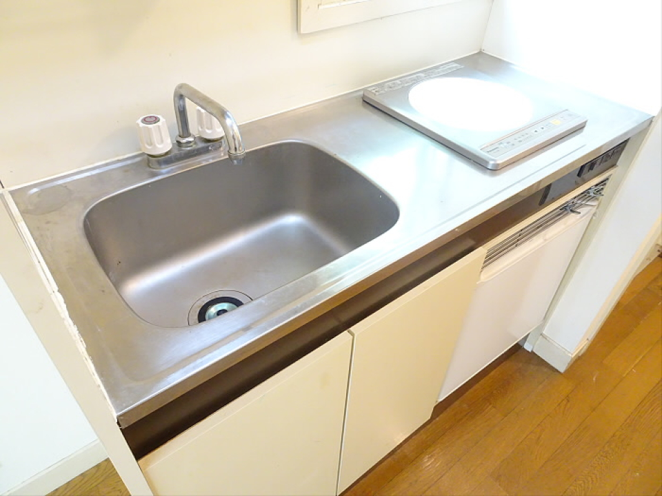 １つのIHコンロが導入されています。