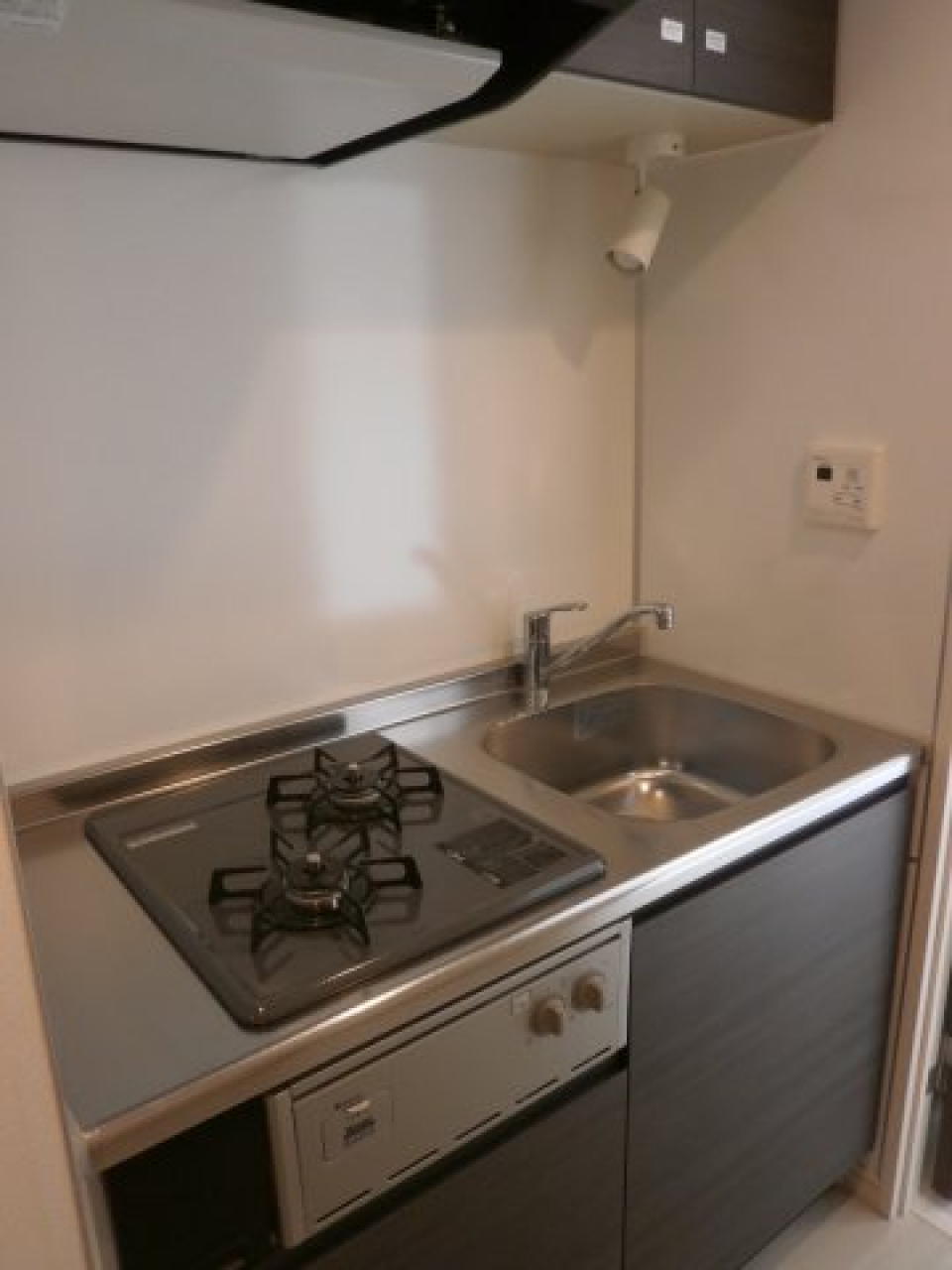 2口のガスコンロが導入されたキッチン。