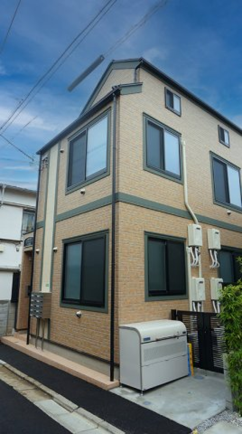 二階建ての外観