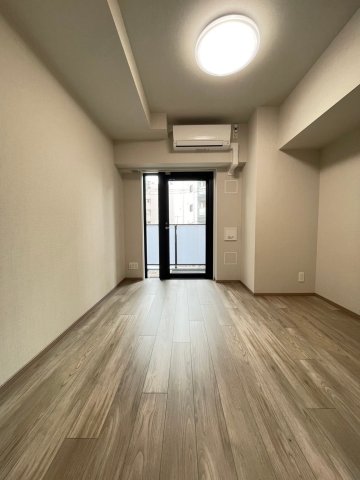 6.2帖の洋室です。