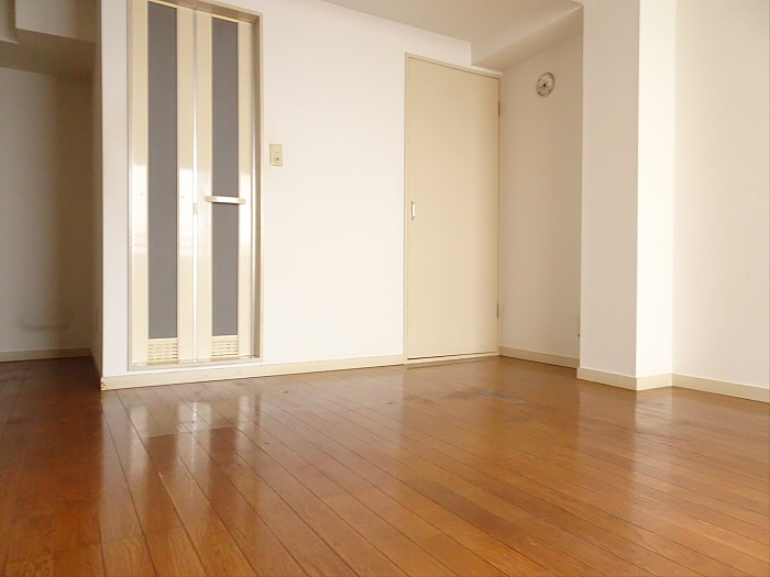 ７．５帖の洋室になります。