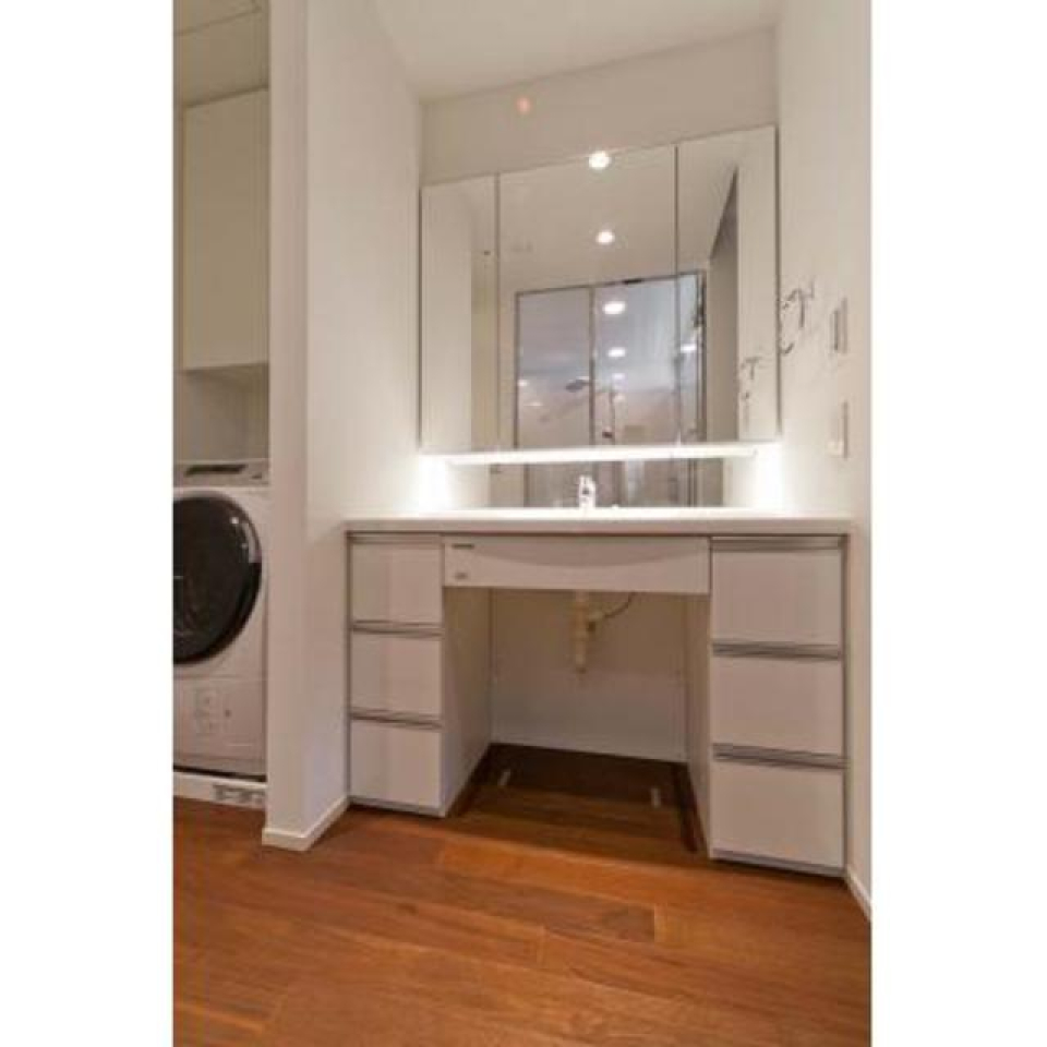 毎朝、この洗面台で支度をしたら、きっと楽しいんだろうな。
※写真は同タイプ住戸です。