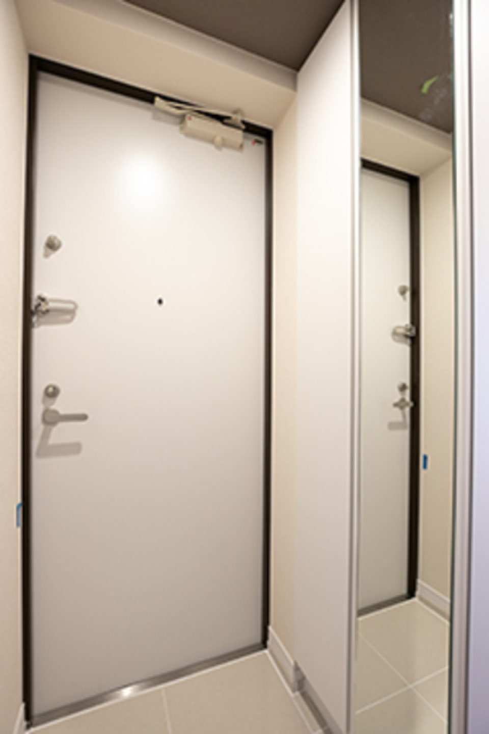 玄関の様子※写真は同タイプ住戸です。