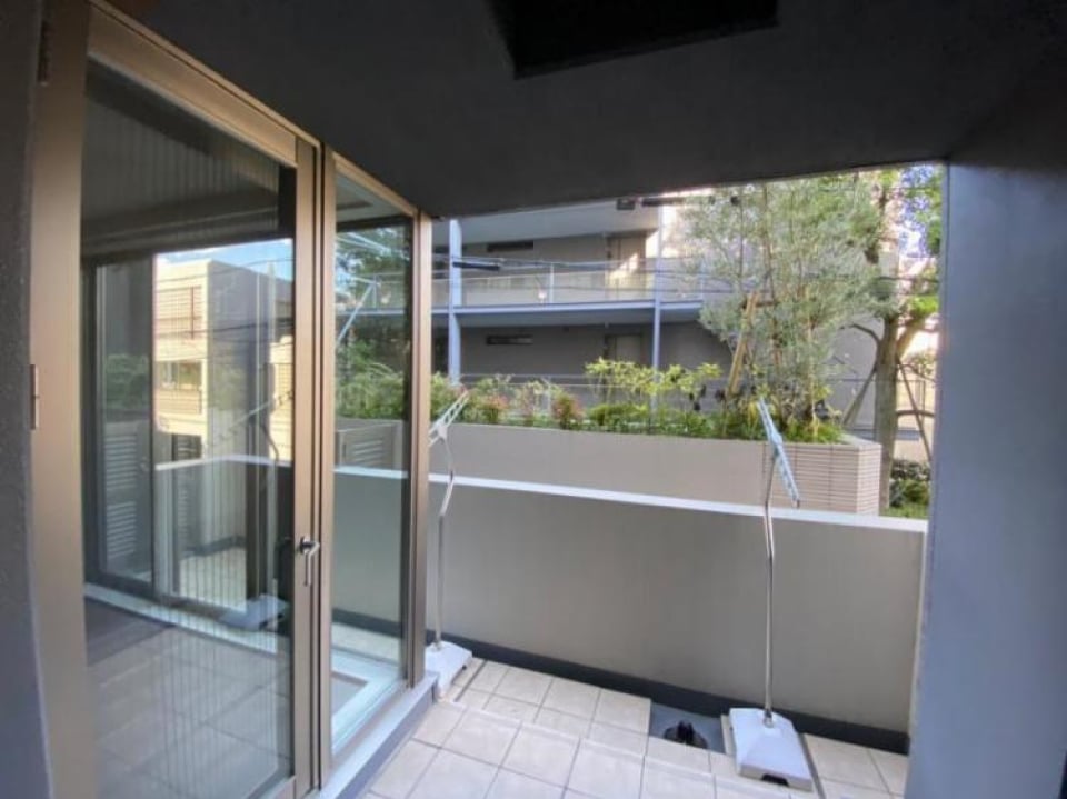 テラスはおおぃめなのが嬉しいところ！