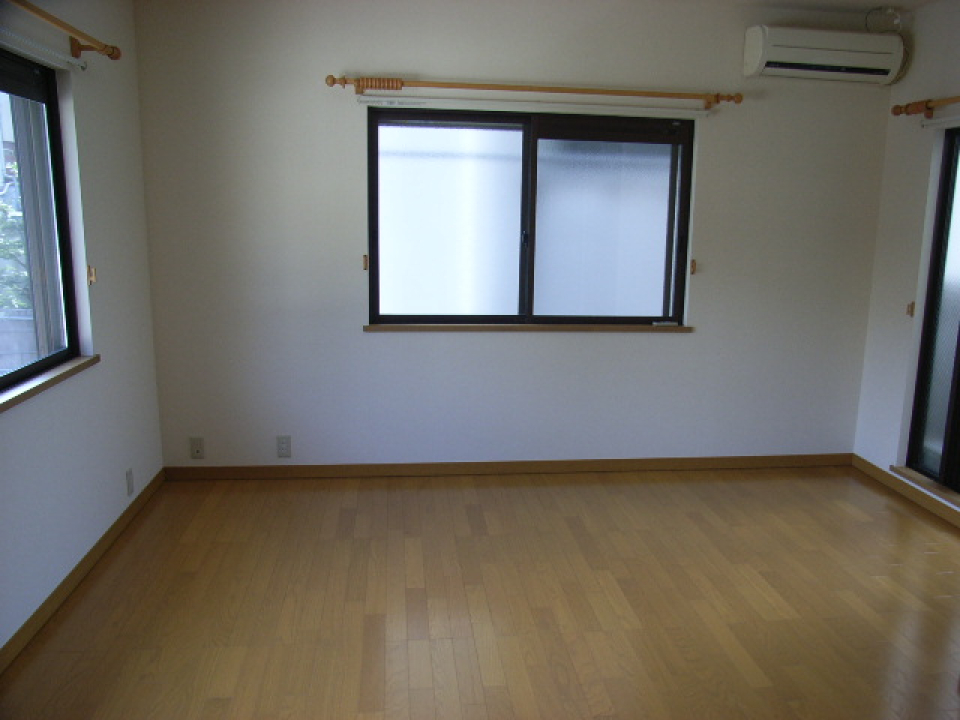 9.4帖の洋室です。