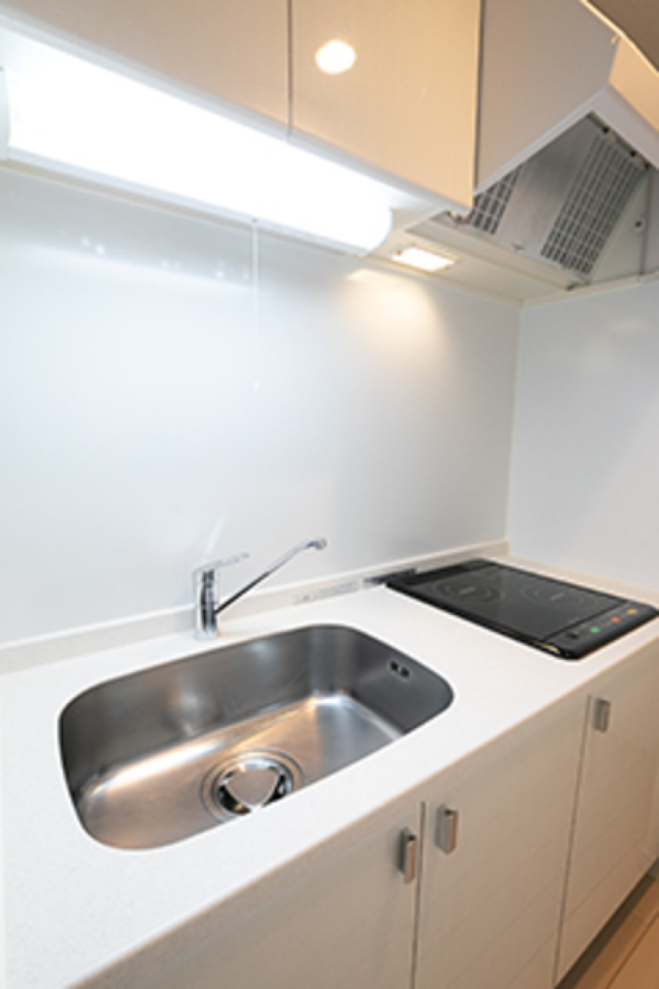 IHコンロです
※写真は同タイプ住戸です。