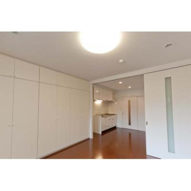 1Kだけどお部屋が仕切れる！キッチンの臭い移りもカット！
※写真は同タイプ住戸です。